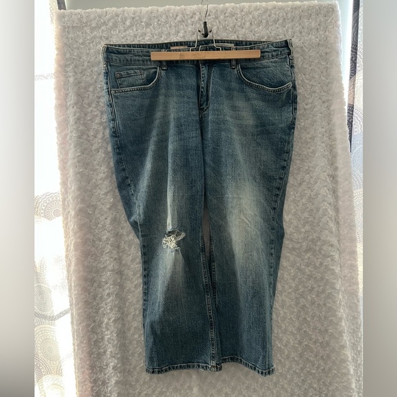 Anthropologie Pilcro Jeans Womens 18W Light Wash Distressed Yaya Kick Flare - Picture 1 of 7